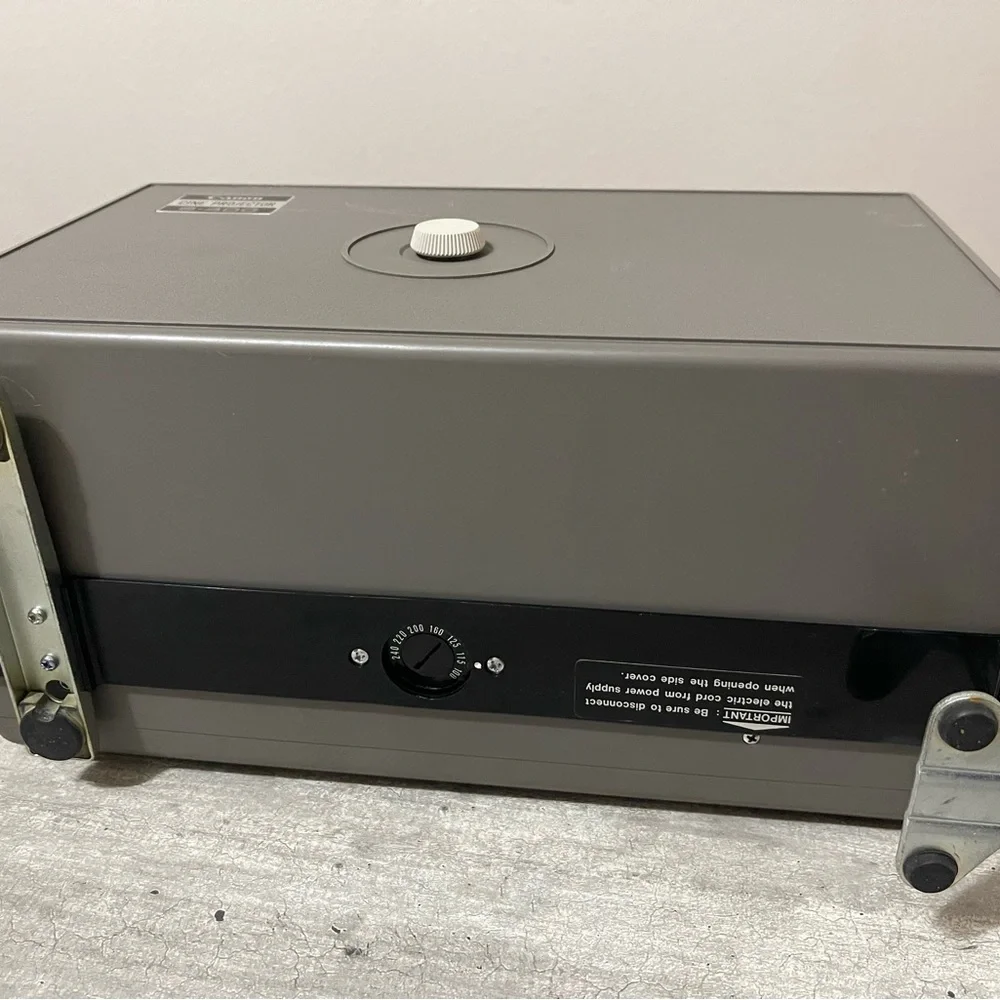 CANON S-400 Cine Projector, Mid-Century 8mm film projector